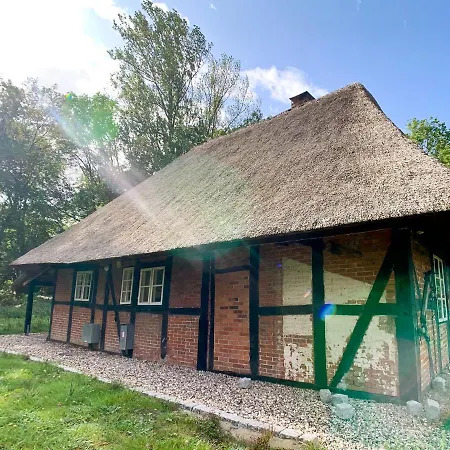 Reetdachkate Apartament *